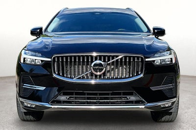 2023 Volvo XC60 B6 Ultimate Bright Theme