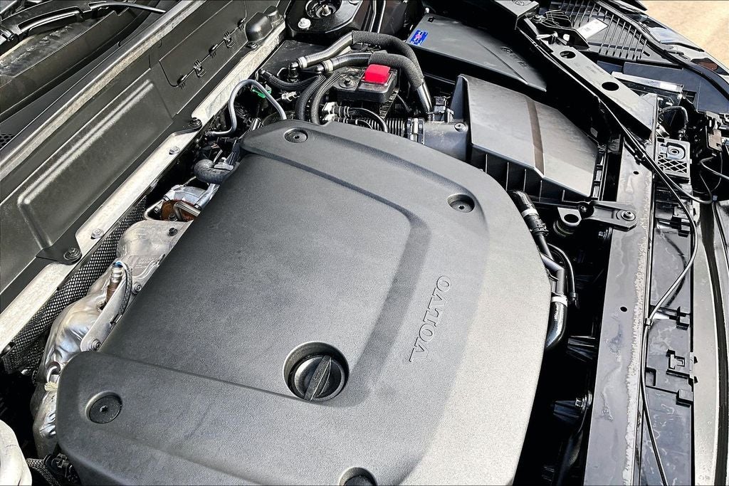 2023 Volvo XC60 B6 Ultimate Bright Theme