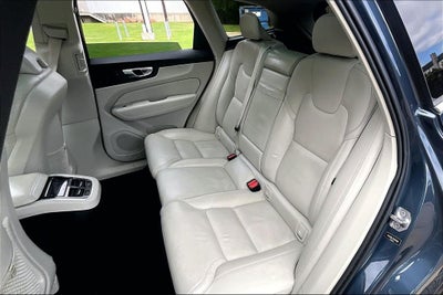 2021 Volvo XC60 T5 Inscription