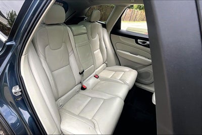 2021 Volvo XC60 T5 Inscription