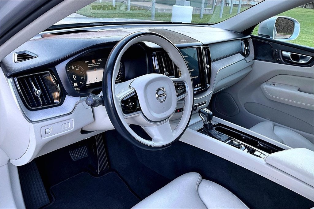 2020 Volvo XC60 T5 Inscription
