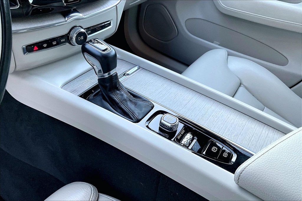 2020 Volvo XC60 T5 Inscription