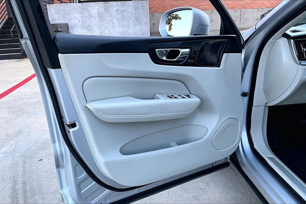 2020 Volvo XC60 T5 Inscription