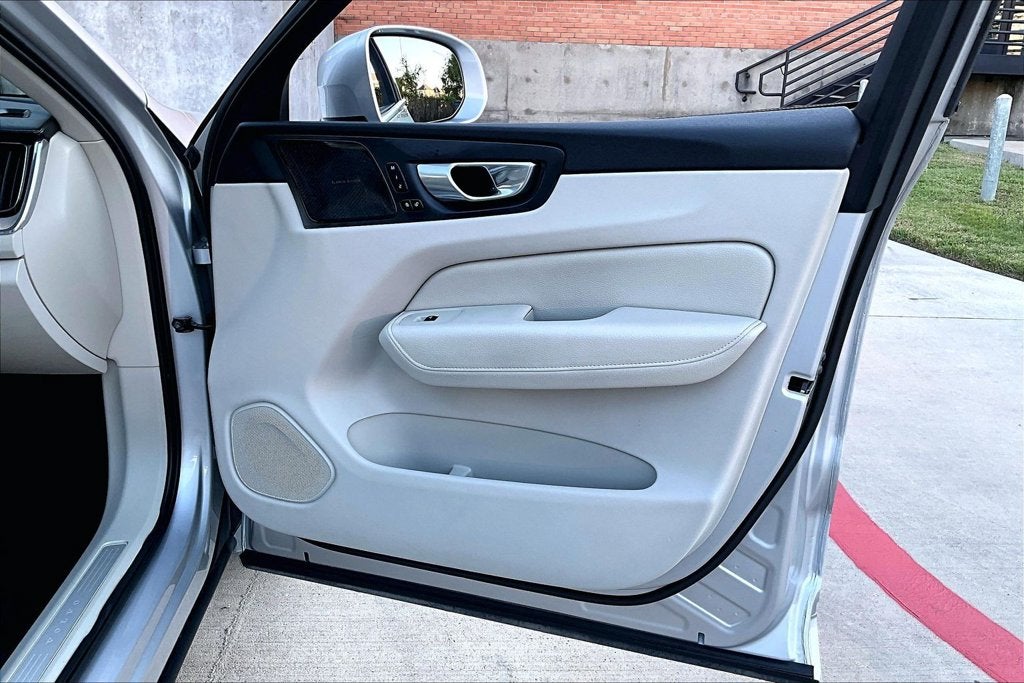 2020 Volvo XC60 T5 Inscription