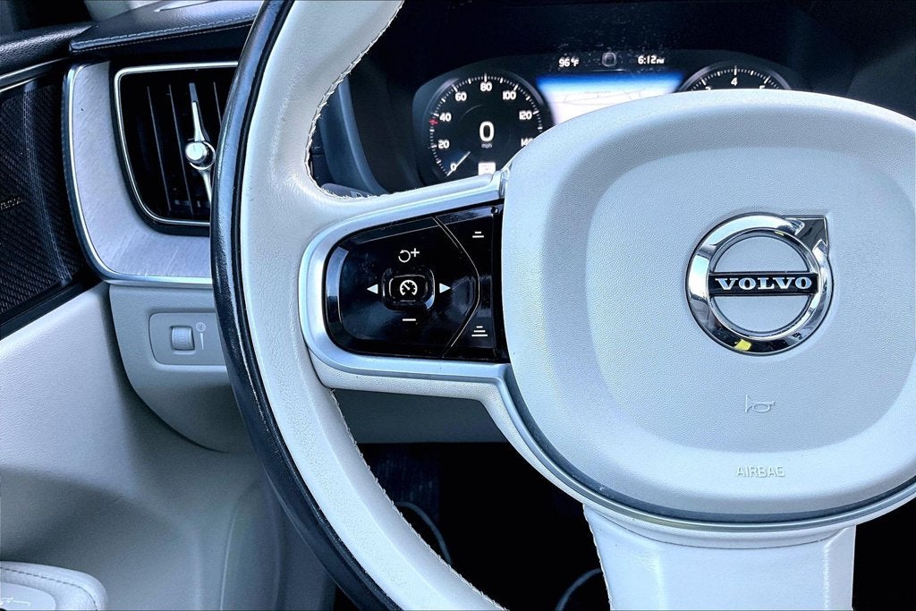 2020 Volvo XC60 T5 Inscription