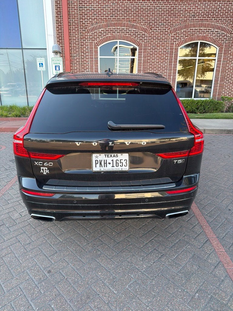 2021 Volvo XC60 T5 R-Design
