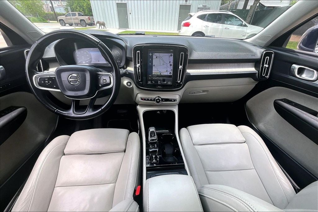 2019 Volvo XC40 T5 Inscription