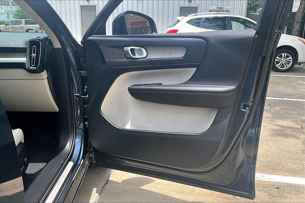 2019 Volvo XC40 T5 Inscription