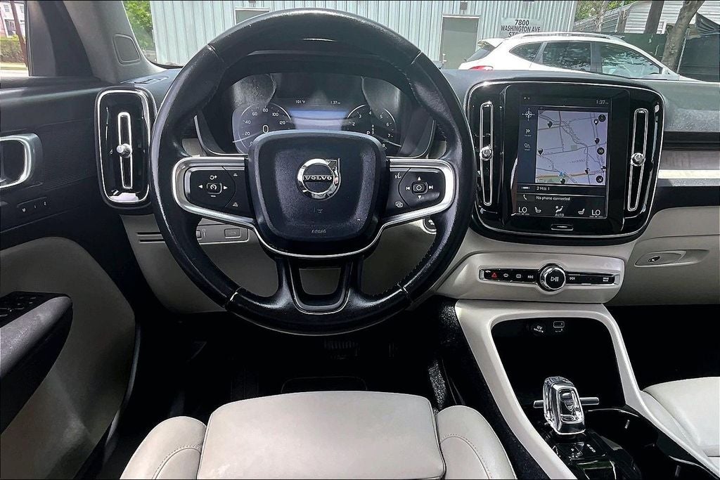 2019 Volvo XC40 T5 Inscription