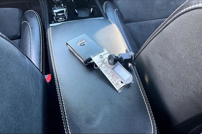 2022 Volvo XC40 R-Design