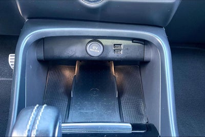 2022 Volvo XC40 R-Design