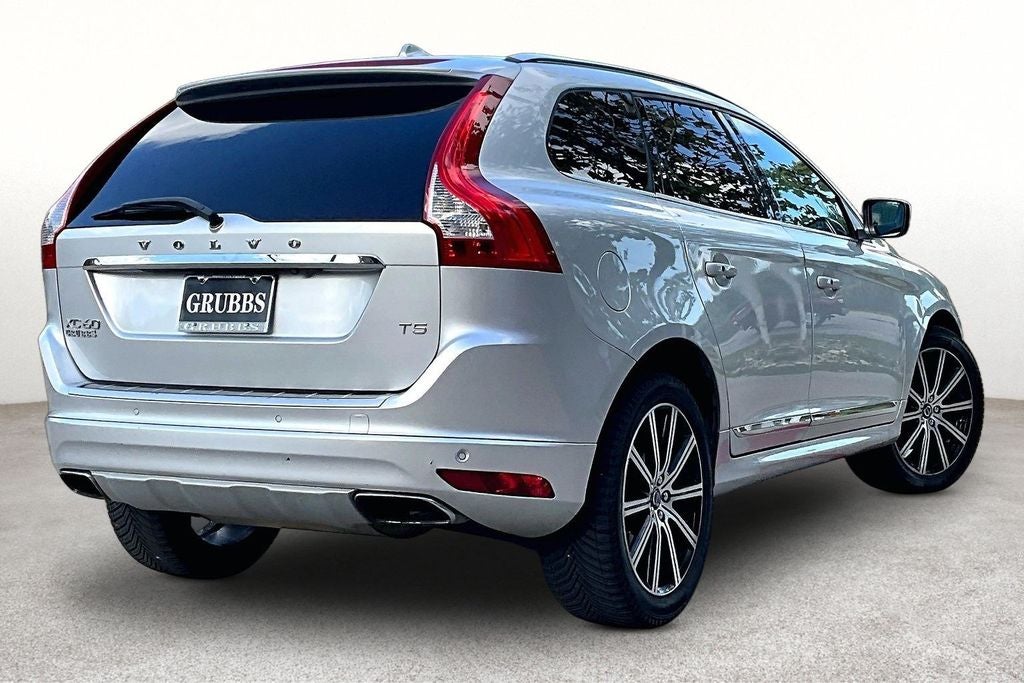 2017 Volvo XC60 T5 Inscription