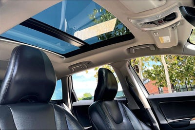 2017 Volvo XC60 T5 Inscription