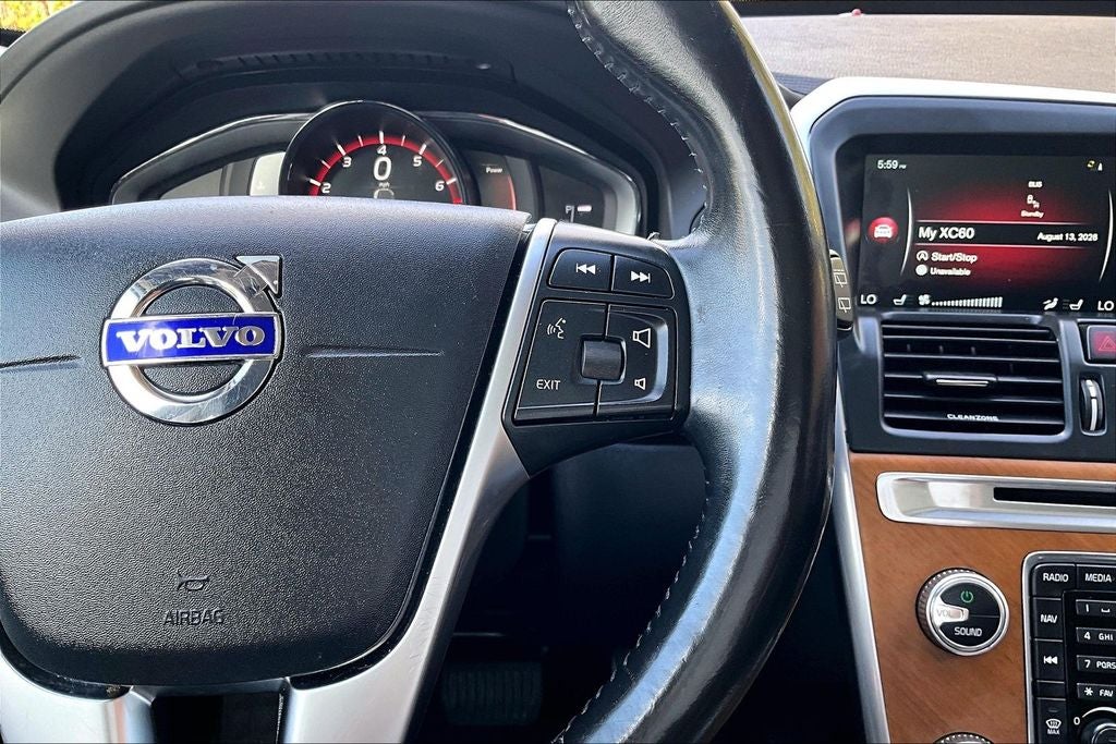 2017 Volvo XC60 T5 Inscription