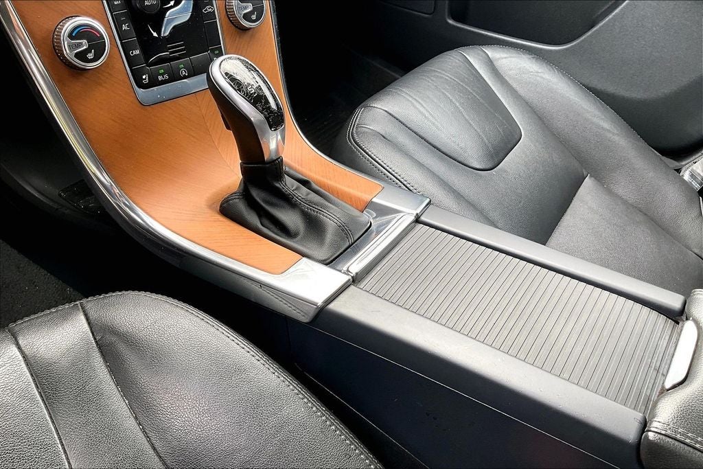 2017 Volvo XC60 T5 Inscription