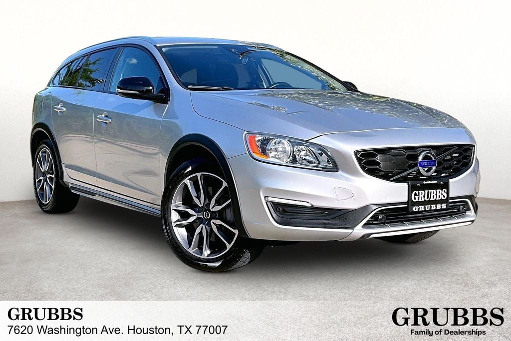 2018 Volvo V60 Cross Country T5