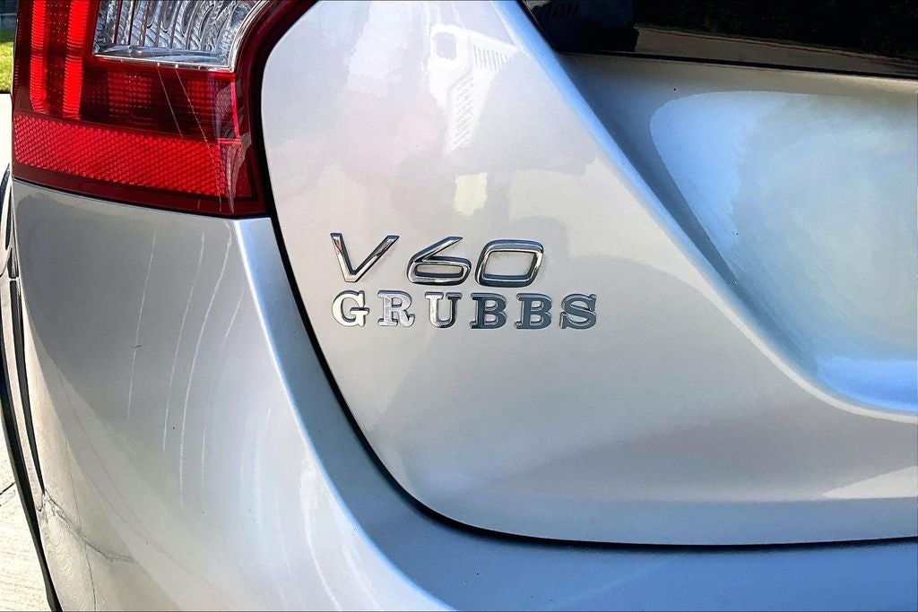 2018 Volvo V60 Cross Country T5