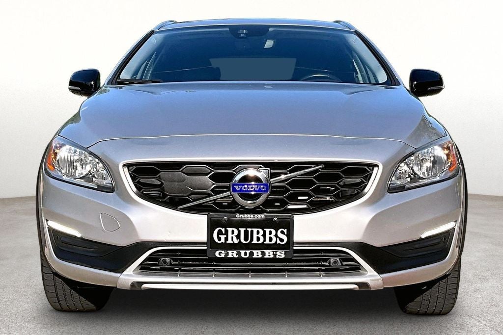 2018 Volvo V60 Cross Country T5