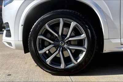 2019 Volvo XC90 T6 Momentum
