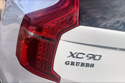 2019 Volvo XC90 T6 Momentum