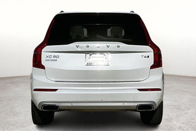 2019 Volvo XC90 T6 Momentum