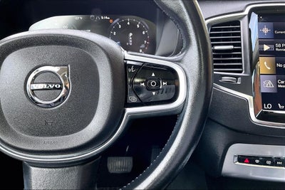 2018 Volvo XC90 T6 Momentum
