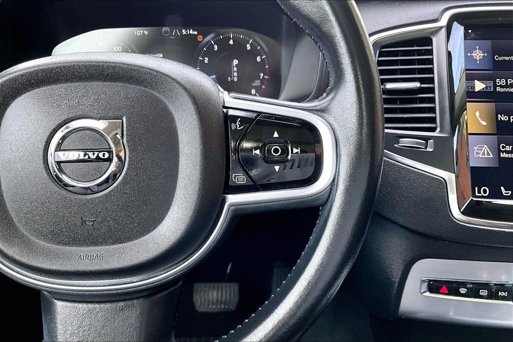 2018 Volvo XC90 T6 Momentum