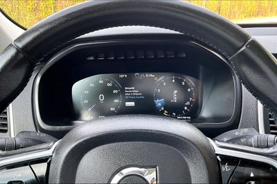 2018 Volvo XC90 T6 Momentum