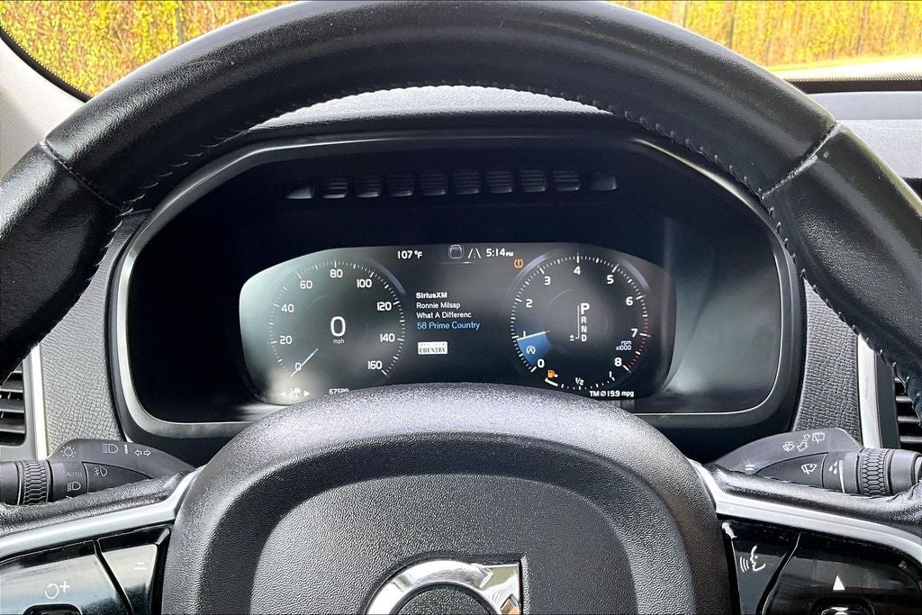 2018 Volvo XC90 T6 Momentum