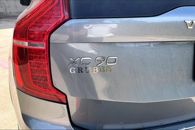 2018 Volvo XC90 T6 Momentum