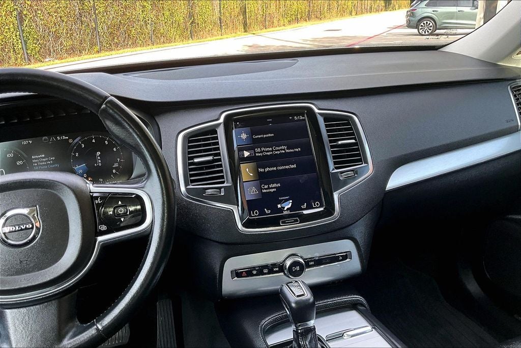 2018 Volvo XC90 T6 Momentum