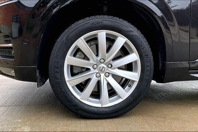 2016 Volvo XC90 T6 Momentum