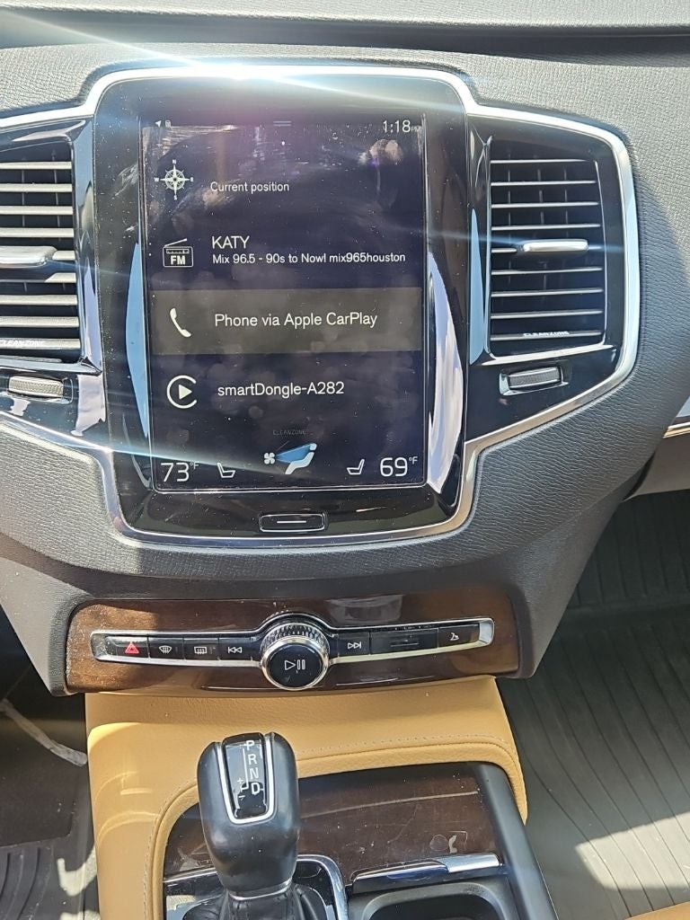 2016 Volvo XC90 T6 Momentum