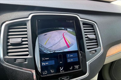 2022 Volvo XC90 T6 Momentum
