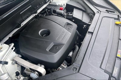 2017 Volvo XC90 T6 Momentum