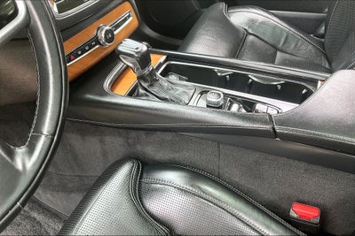 2020 Volvo XC90 T6 Inscription