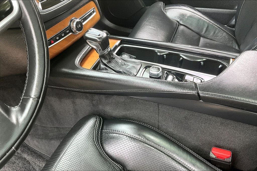 2020 Volvo XC90 T6 Inscription