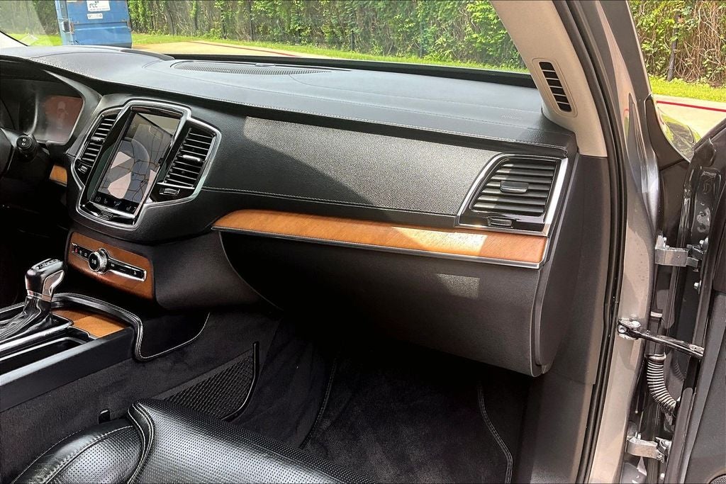 2020 Volvo XC90 T6 Inscription