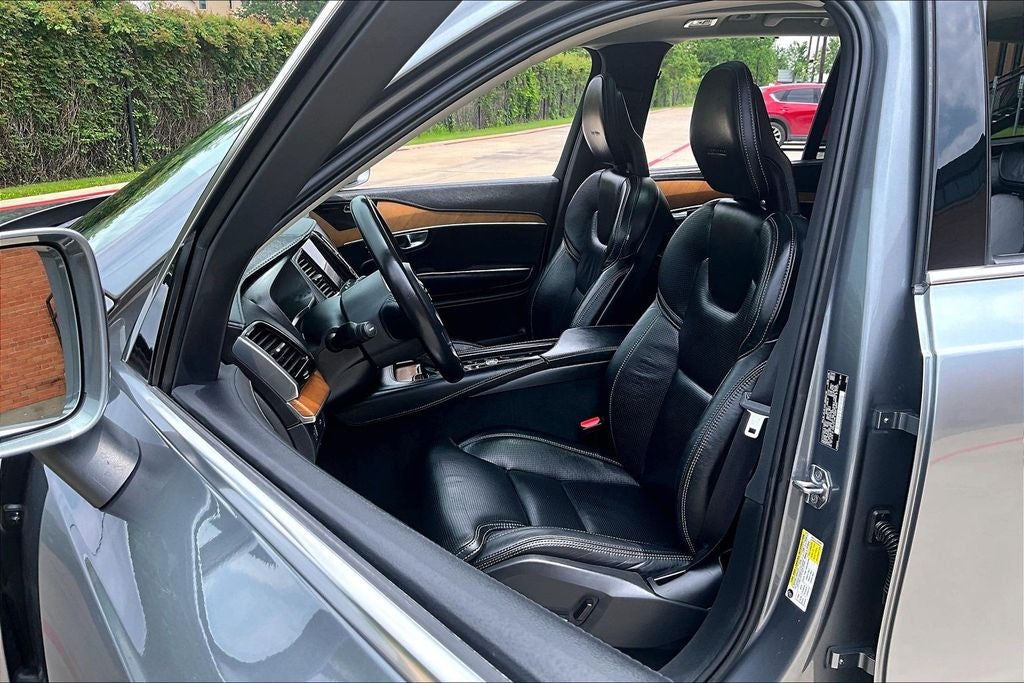 2020 Volvo XC90 T6 Inscription