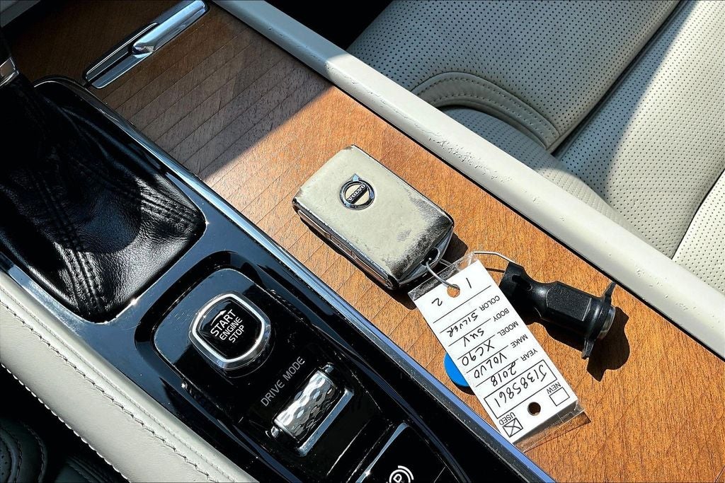 2018 Volvo XC90 T6 Inscription