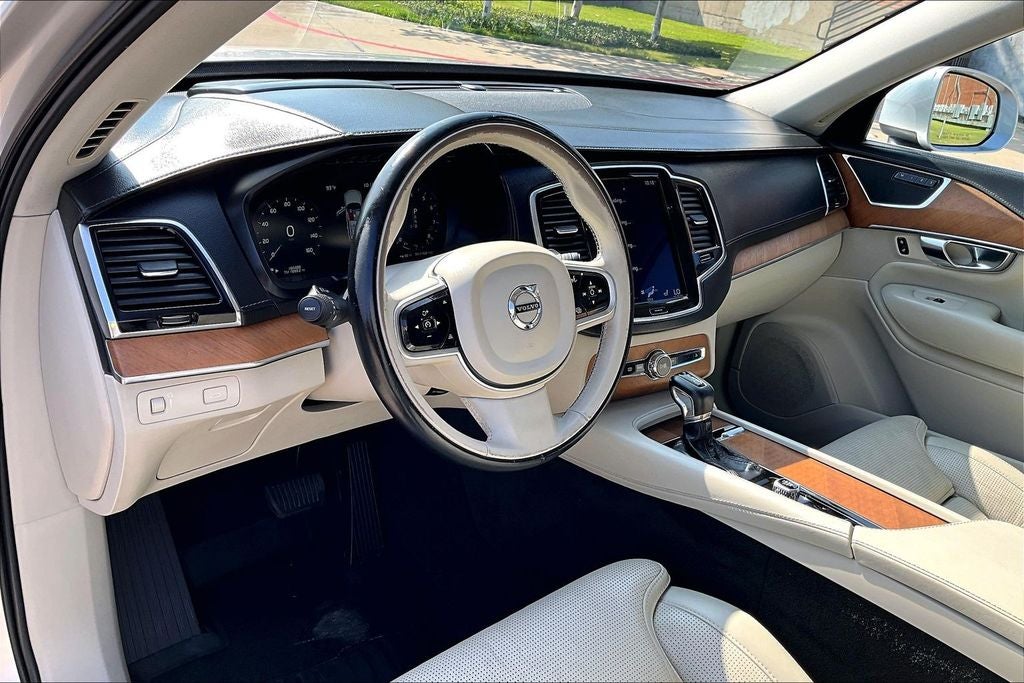 2018 Volvo XC90 T6 Inscription