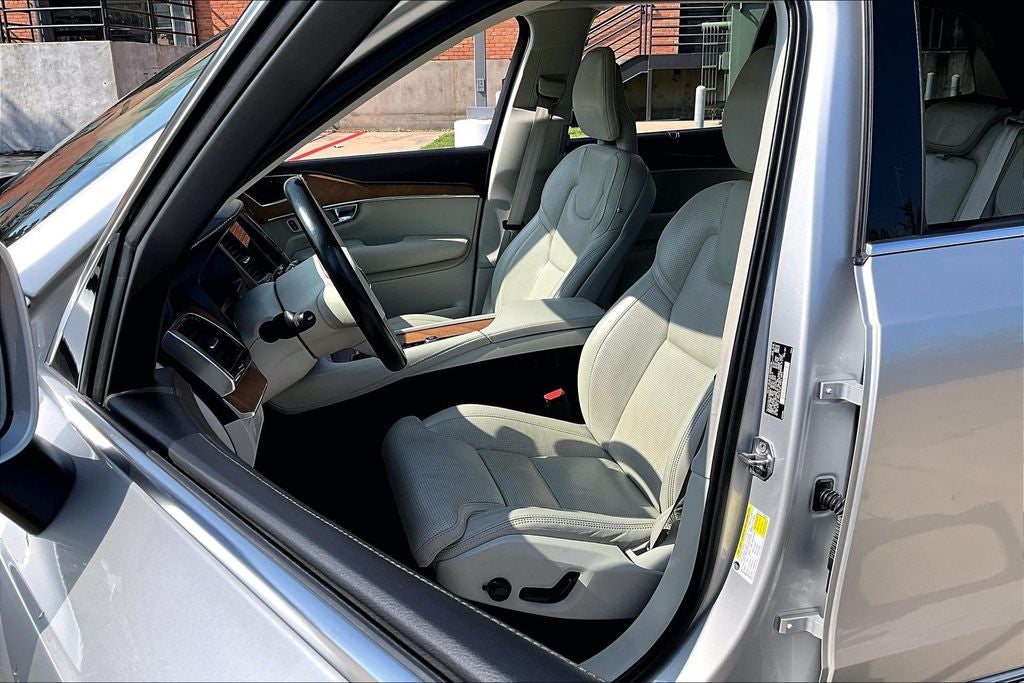 2018 Volvo XC90 T6 Inscription