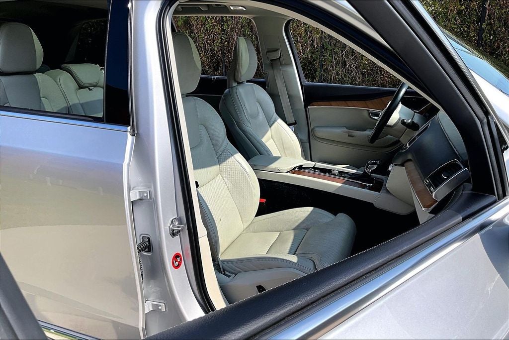 2018 Volvo XC90 T6 Inscription
