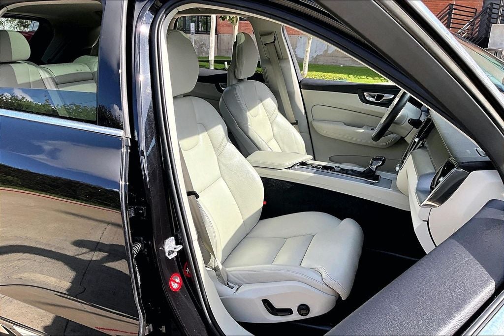 2018 Volvo XC60 T6 Inscription