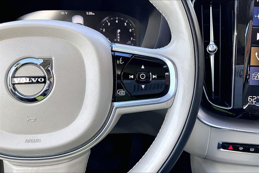 2018 Volvo XC60 T6 Inscription