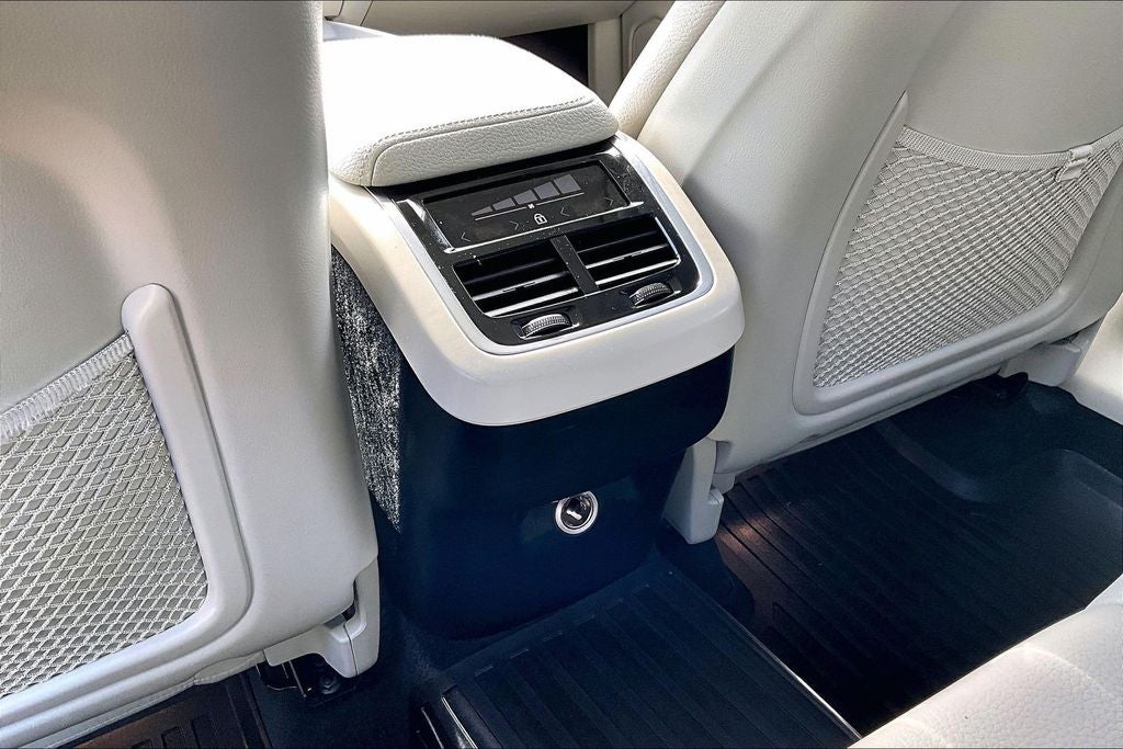 2018 Volvo XC60 T6 Inscription