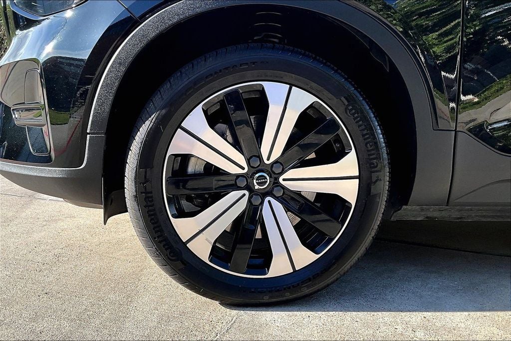 2023 Volvo C40 Recharge Pure Electric Twin Core
