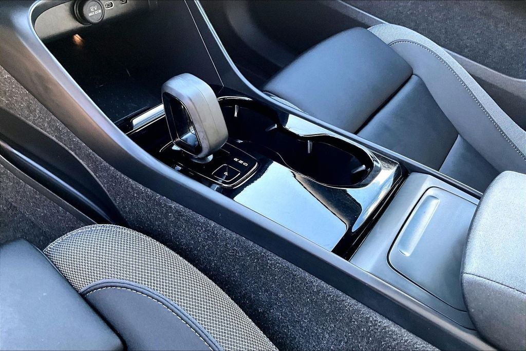 2023 Volvo C40 Recharge Pure Electric Twin Core