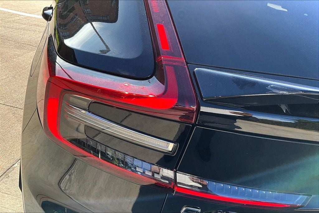 2023 Volvo C40 Recharge Pure Electric Twin Core