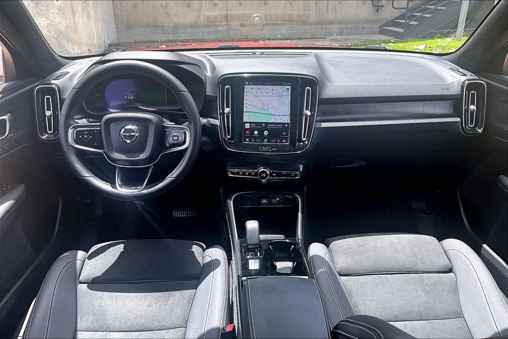 2023 Volvo C40 Recharge Pure Electric Twin Plus